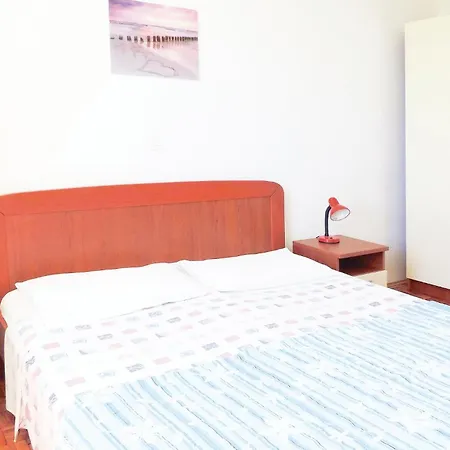 Apartment Amazing In With Kitchen *